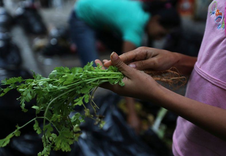 REP-ECO_VENEZUELA-CRISIS-6.jpg