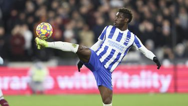 Tottenham ficha al mediocampista Yves Bissouma del Brighton