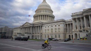 la camara federal aprobo el proyecto que restablece construcciones militares en puerto rico que donald trump freno