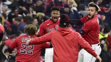 Con hit de González, Guardianes vencen a Yanquis