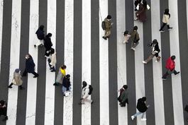 japon, listo para ampliar restricciones ante alza de casos