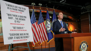 con un informe, la comision de inteligencia de la camara de representantes de eeuu recomendo el juicio politico de donald trump