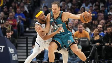 Pistons terminan mala racha con triunfo 110-108 ante Nuggets