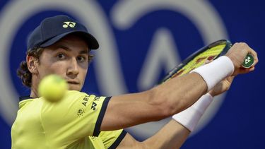 Ruud avanza a cuartos de final en Argentina