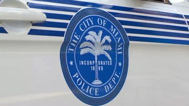 Expolicía de Miami se declara culpable de fraude por prestamos por Covid-19