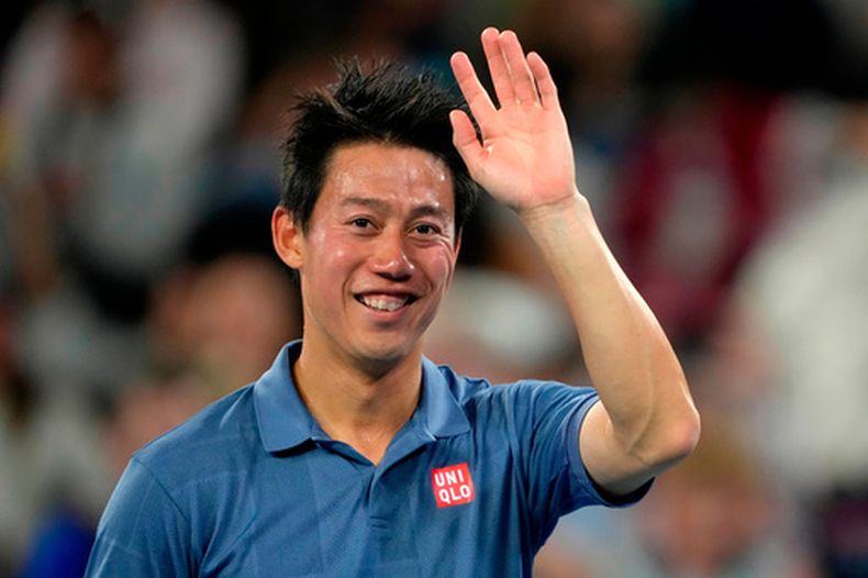 ARCHIVO - Foto del 12 de enero del 2025, el japonés Kei Nishikori reacciona al vencer al brasileño Thiago Monteiro en la primera ronda del Abierto de Australia.(AP Foto/Ng Han Guan, Archivo)