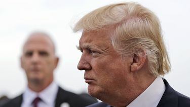 lider latino pide a mas empresas cortar relaciones con trump