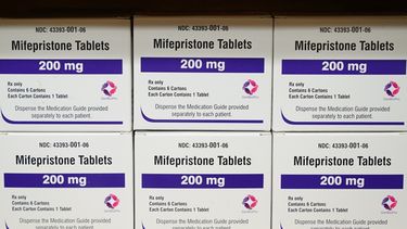 Republicanos advierten a tiendas sobre píldoras abortivas