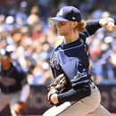Con 6 carreras en la quinta, Rays vencen 7-3 a Azulejos