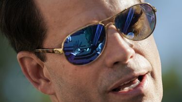 Scaramucci menciona a Priebus en tuit sobre filtraciones