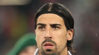 americateve | Foto de archivo del 11 de octubre del 2013 que muestra jugador del Real Madrid y la selecci&oacute;n alemana de f&uacute;tbol Sami Khedira. El mediocampista se lastim&oacute; el ligamento de la rodilla derecha durante un juego amistoso contra Italia reali