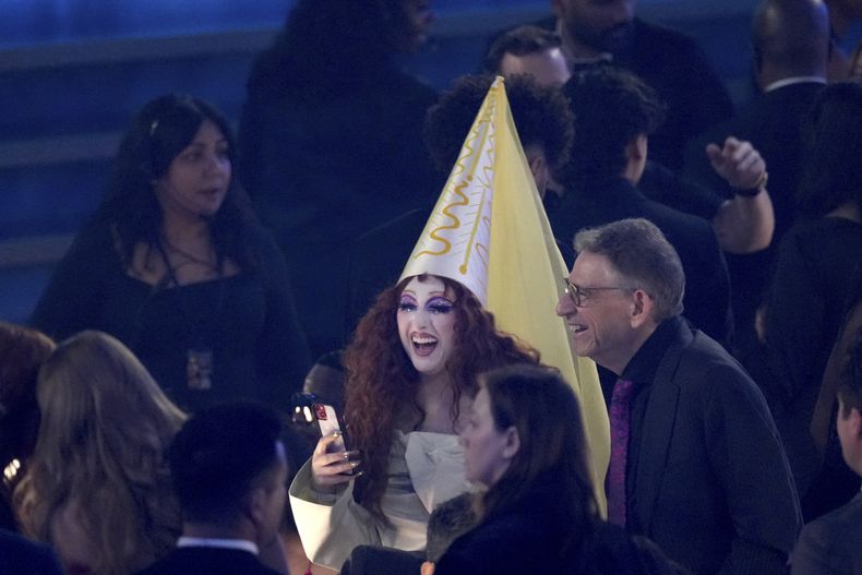 Chappell Roan en la audiencia durante la 67ª entrega anual de los premios Grammy el domingo 2 de febrero de 2025 en Los Ángeles. (Foto AP/Chris Pizzello)