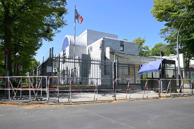 La embajada iraní en Berlín el 22 de junio del 2025. (Fabian Sommer/dpa via AP)