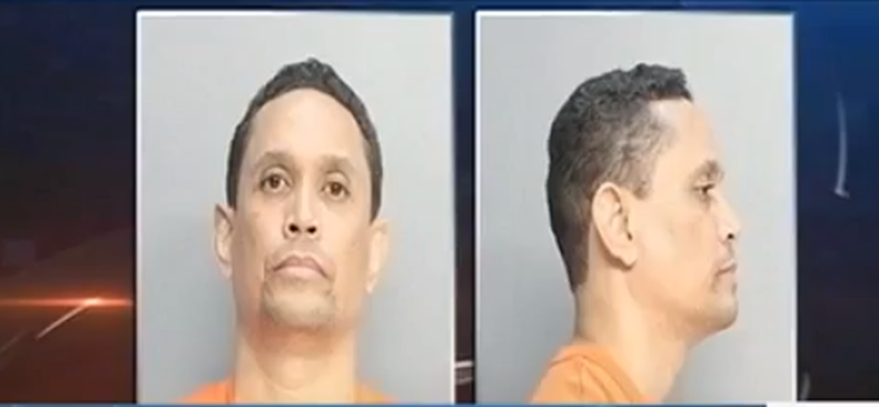 Un teniente de bomberos de Miami fue arrestado por entablar conversaciones sexuales por internet con una menor.