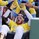 Verdugo y Bogaerts aportan jonrones a triunfo de Boston