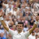 Djokovic emplea 4 sets para sortear su debut en Wimbledon