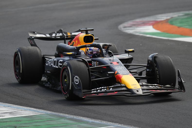 Max Verstappen (Red Bull) durante el Gran Premio de Italia, el domingo 1 de septiembre de 2024, en Monza. (AP Foto/Luca Bruno)
