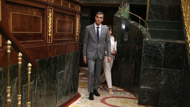 El presidente del gobierno, Pedro Sánchez, llega al Congreso de los Diputados en Madrid, el viernes 2 de octubre de 2026. (Eduardo Parra/Europa Press via AP)