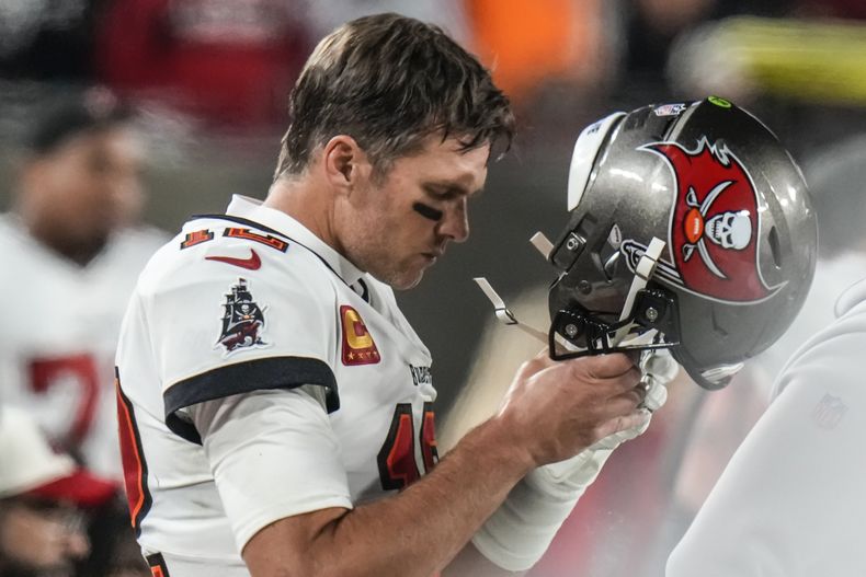 DEP-NFL BUCCANEERS-BALANCE
