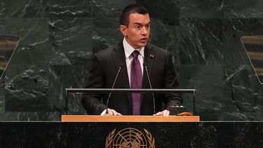 El presidente de Ecuador, Daniel Noboa, interviene durante la 81.ª sesión de la Asamblea General de las Naciones Unidas en la sede de la ONU, el miércoles 23 de septiembre de 2026. (Foto AP/Heather Khalifa)