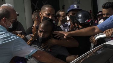 cuba confirma casi una veintena de juicios por protestas