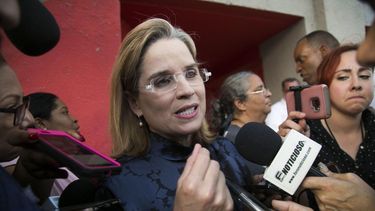 carmen yulin renuncia por conciencia a la vicepresidencia del ppd