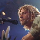 Subastan un paquete de cigarrillos de Kurt Cobain y podría convertirse en el más caro de la historia
