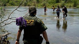 migrante cubana muere de un paro cardiaco al cruzar la frontera por el area de eagle pass, texas
