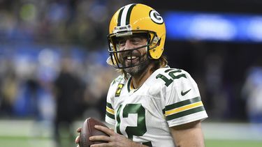 El reto de los Packers es cobijar a Rodgers con talento