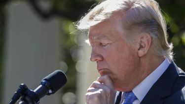 un juez bloquea el tercer veto migratorio de trump