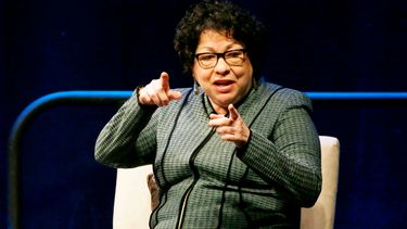 La jueza Sonia Sotomayor se fractura el hombro tras caída