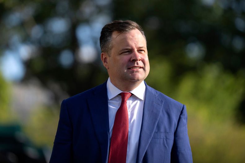 El director de la Agencia Federal de Financiamiento de Viviendas, Bill Pulte, afuera de la Casa Blanca en Washington, el 2 de septiembre del 2025. (AP foto/Mark Schiefelbein)