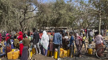 La gente se muere de hambre; Etiopía sufre un nuevo éxodo