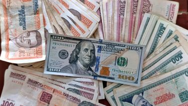 El dólar marca un nuevo récord en Cuba y preocupa a la población