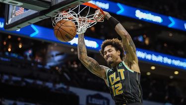 Hornets ganan 110-108 a Timberwolves; Oubre anota 28 puntos
