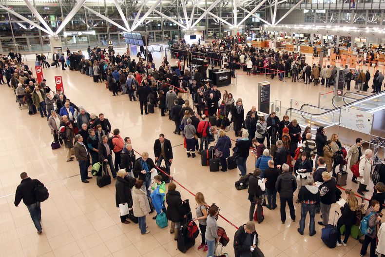 EUR-ECO_ALEMANIA-AEROPUERTOS_HUELGA-0.jpg
