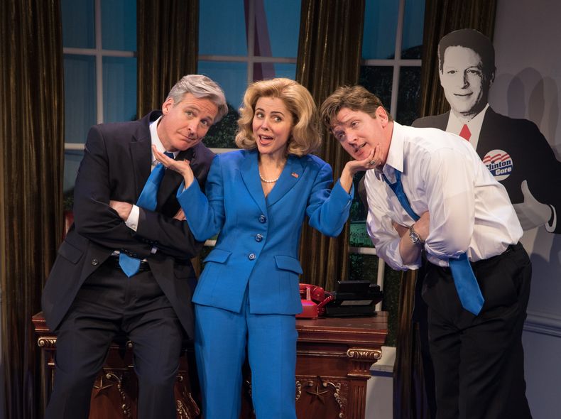 ESP-TEA_CLINTON-EL_MUSICAL-0.jpg