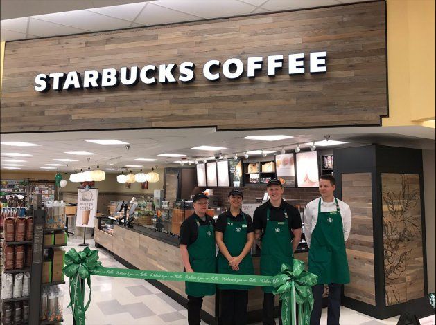 Miamenses, ir al supermercado ahora pudiera incluir un café de Starbucks