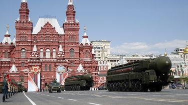 AP EXPLICA: ¿La alerta de Putin cambia el riesgo nuclear?