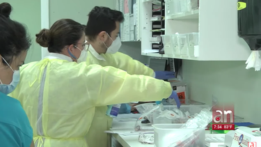 america noticias tiene acceso a laboratorio de miami que analiza pruebas rapidas de coronavirus