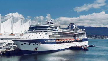 dos pasajeros a bordo del crucero celebrity millennium dieron positivo por covid-19