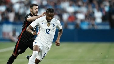 Nkunku extiende contrato con Leipzig hasta 2026