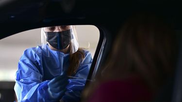 el departamento de salud reporta cinco muertes por el covid-19