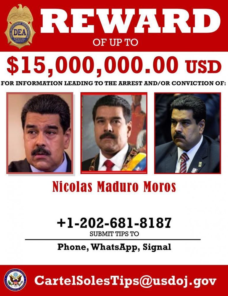 En marzo de 2020, el Departamento de Justicia de EEUU acusó a Maduro de tráfico de drogas y ha ofrecido 15 millones de dólares por su captura