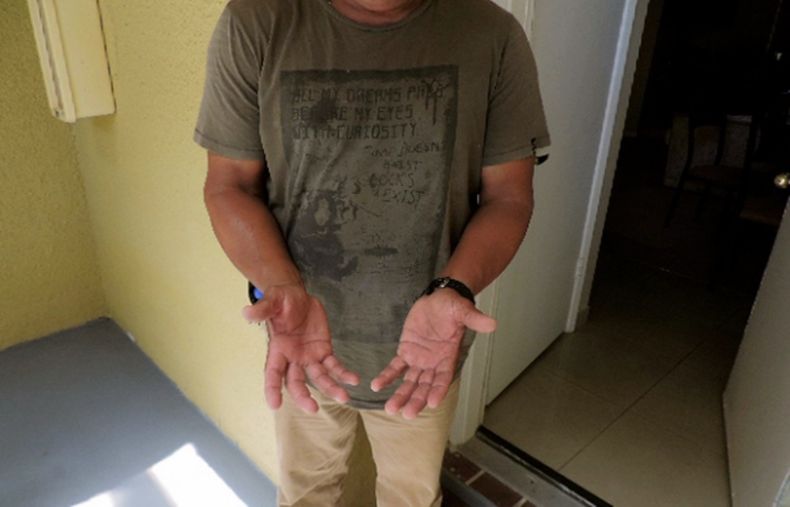 Víctor asegura estar dispuesto a quemar con ácido las huellas dactilares de todos sus dedos.