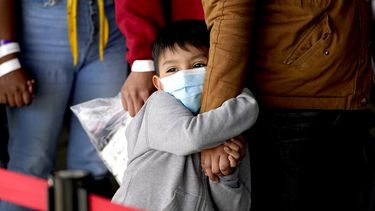 Republicanos tratan de sacar provecho al tema migratorio