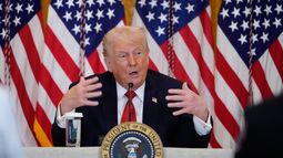 El presidente Donald Trump habla durante un evento para promover la inversión en atención médica rural en la Sala Este de la Casa Blanca, el viernes 16 de enero de 2026, en Washington. (AP Foto/Alex Brandon)
