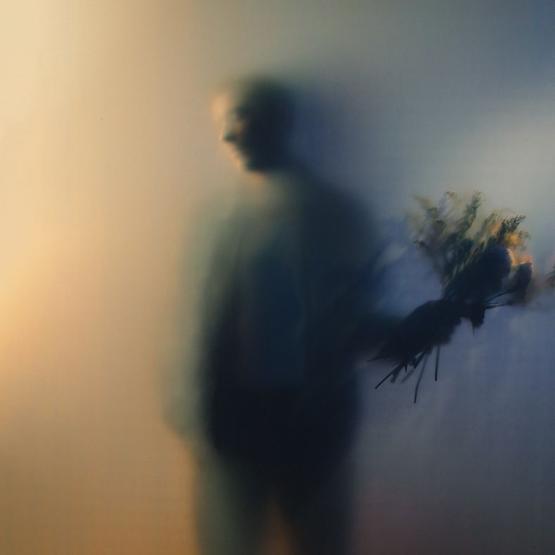 Esta imagen de portada publicada por Ninja Tune muestra Bloom de Ben Böhmer. (Ninja Tune via AP)