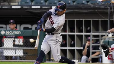 Giménez jonronea, Guardianes vencen a Medias Blancas por 8-2
