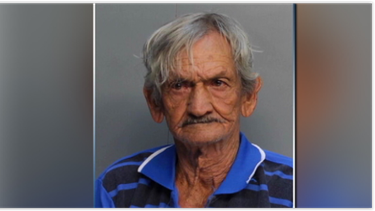 en corte el hombre acusado  de atacar a machetazos a otro en hialeah